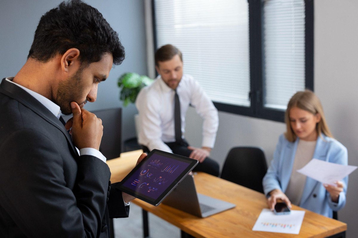 corporate scandals crisis management jobs